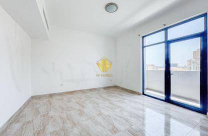 Apartment - 2 Bedrooms - 2 Bathrooms for rent in Al Juffair - Capital Governorate