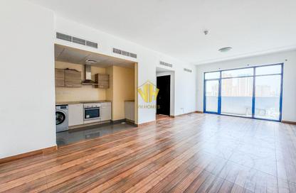 Apartment - 2 Bedrooms - 2 Bathrooms for rent in Al Juffair - Capital Governorate