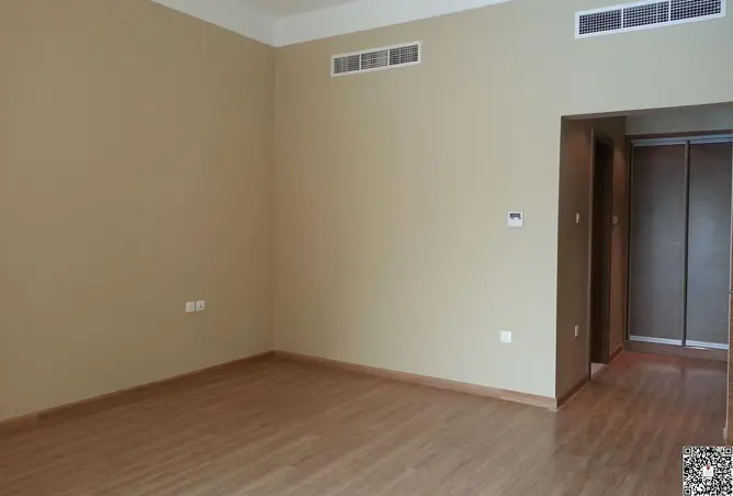 56300923 - Property Image 2