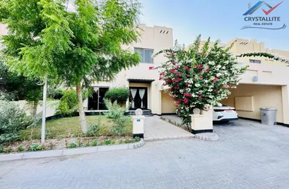 Villa - 4 Bedrooms - 5 Bathrooms for rent in Janabiya - Northern Governorate
