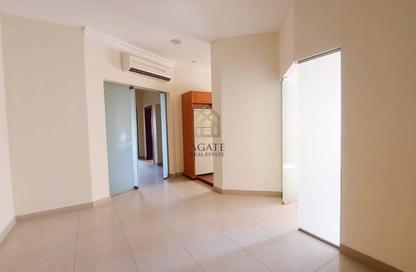 Office Space - 3 Bedrooms - 2 Bathrooms for rent in Mahooz - Manama - Capital Governorate
