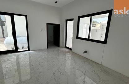Villa - 4 Bedrooms - 5 Bathrooms for sale in Maqabah - Northern Governorate