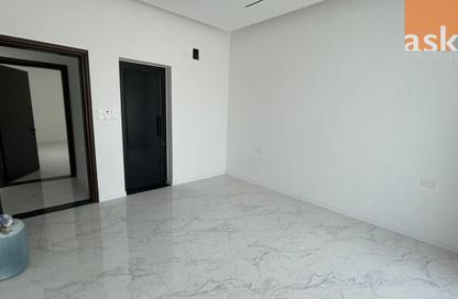 Villa - 4 Bedrooms - 5 Bathrooms for sale in Maqabah - Northern Governorate
