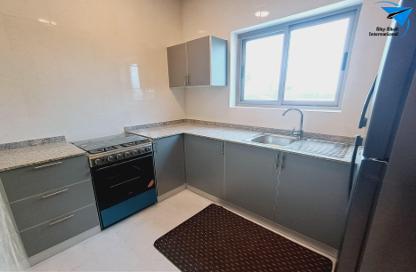 Apartment - 2 Bedrooms - 2 Bathrooms for rent in Sanabis - Manama - Capital Governorate