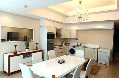 Duplex - 3 Bedrooms - 4 Bathrooms for rent in Al Juffair - Capital Governorate