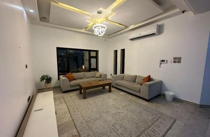 Villa - 5 Bedrooms - 7 Bathrooms for sale in Janabiya - Northern Governorate