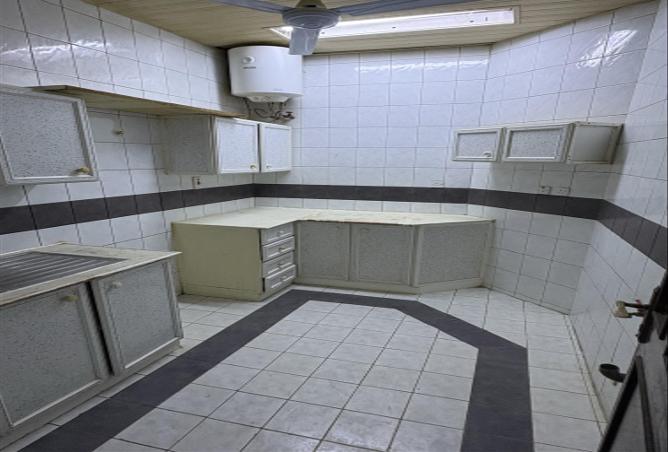 1000466 - Property Image 2