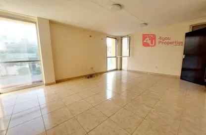 Apartment - 2 Bedrooms - 2 Bathrooms for rent in Mahooz - Manama - Capital Governorate