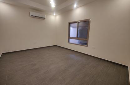 Apartment - 3 Bedrooms - 3 Bathrooms for rent in Busaiteen - Muharraq Governorate Apartment - 3 Bedrooms - 3 Bathrooms for rent in Busaiteen - Muharraq Governorate