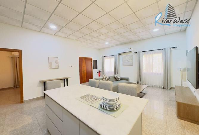 994261 - Property Image 2