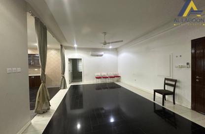 Apartment - 3 Bedrooms - 2 Bathrooms for rent in Tubli - Central Governorate