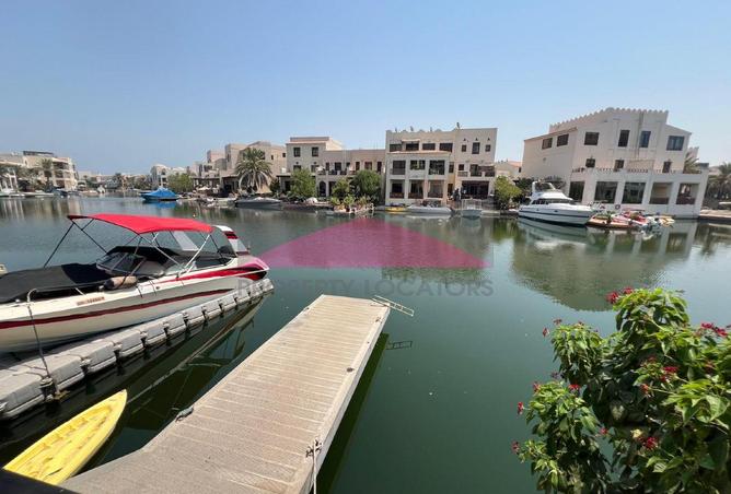 Villa - 2 Bedrooms - 3 Bathrooms for sale in Al Marsa Floating City - Amwaj Islands - Muharraq Governorate