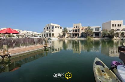 Villa - 3 - 5 for rent in Al Marsa Floating City - Amwaj Islands - Muharraq Governorate