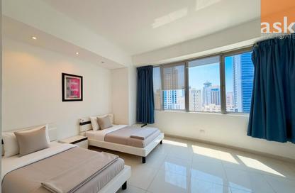 Apartment - 2 Bedrooms - 3 Bathrooms for rent in Sanabis - Manama - Capital Governorate