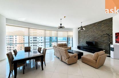 Apartment - 2 Bedrooms - 3 Bathrooms for rent in Sanabis - Manama - Capital Governorate