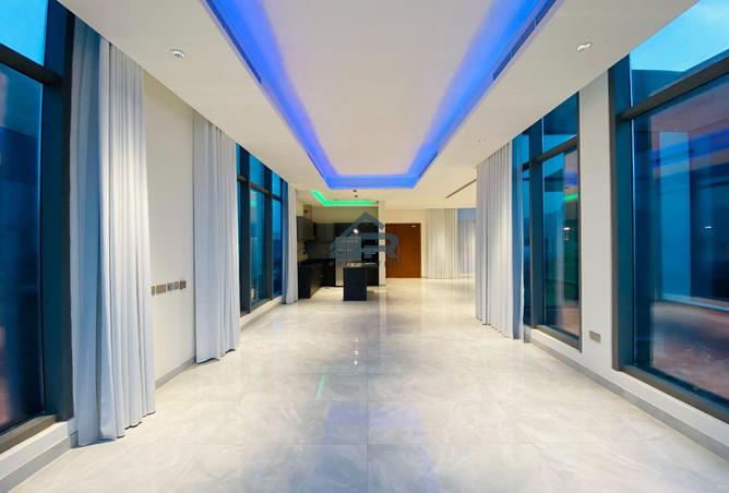 985791 - Property Main Image