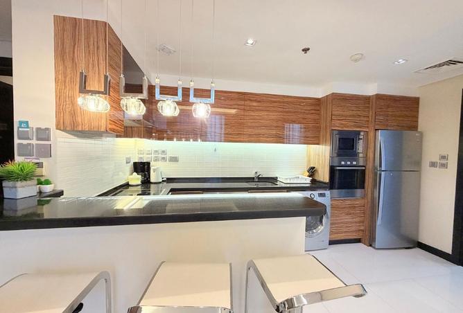 988501 - Property Image 3