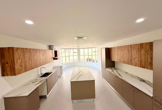 54398588 - Property Image 2