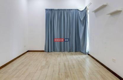 Apartment - 3 Bedrooms - 3 Bathrooms for sale in Maqabah - Northern Governorate