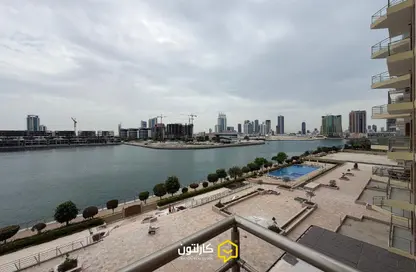 Apartment - 2 Bedrooms - 3 Bathrooms for rent in Reef Island - Capital Governorate