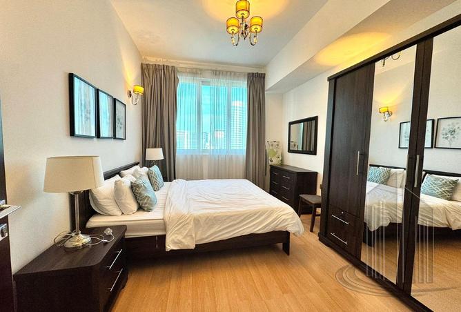 987418 - Property Image 2