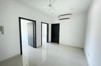 Office Space - 2 Bedrooms - 2 Bathrooms for rent in Tubli - Central Governorate