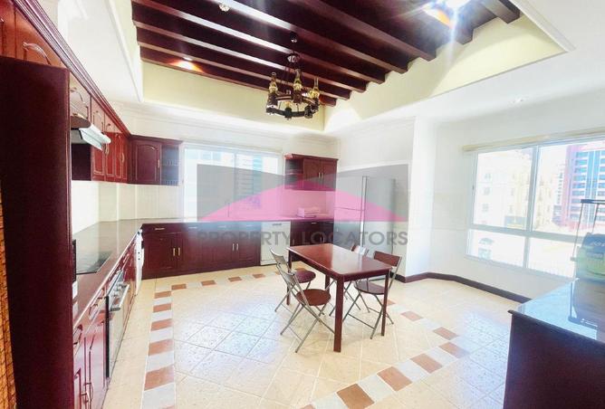 989140 - Property Image 3