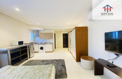 Apartment - Studio - 1 Bathroom for rent in Mahooz - Manama - Capital Governorate