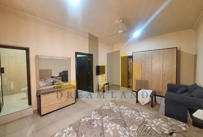 1000365 - Property Image 2