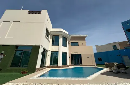 فيلا - 5 غرف نوم - 6 حمامات للبيع في الرفاع فيوز - الرفاع - المحافظة الجنوبية