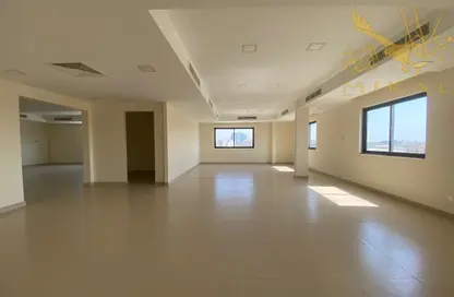 Office Space - Studio - 2 Bathrooms for rent in Mahooz - Manama - Capital Governorate