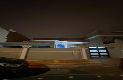 Villa - 4 Bedrooms - 4 Bathrooms for rent in Hidd - Muharraq Governorate