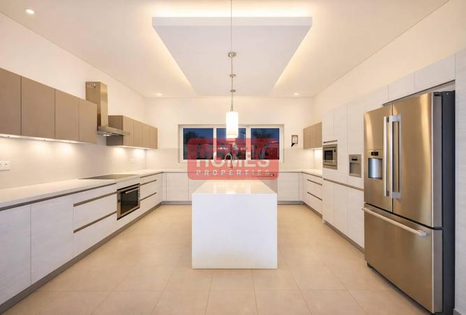 51382915 - Property Image 2