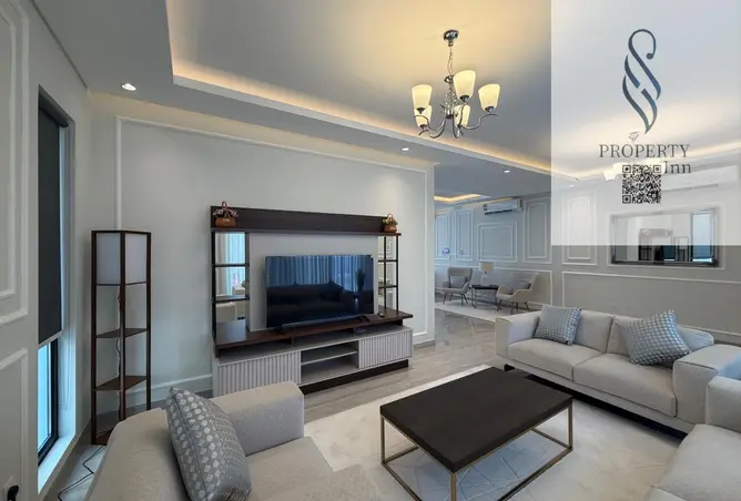 56390367 - Property Image 2