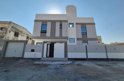 Villa - 4 Bedrooms - 5 Bathrooms for sale in Nuwaidrat - Central Governorate