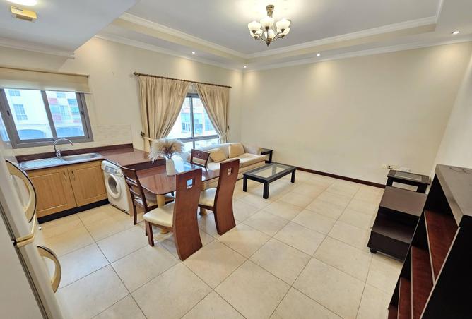 52302167 - Property Image 2