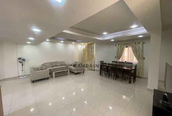 995616 - Property Image 2