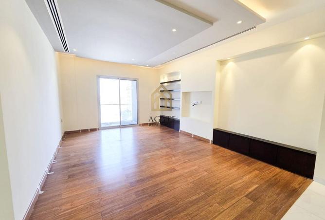 52275421 - Property Image 3