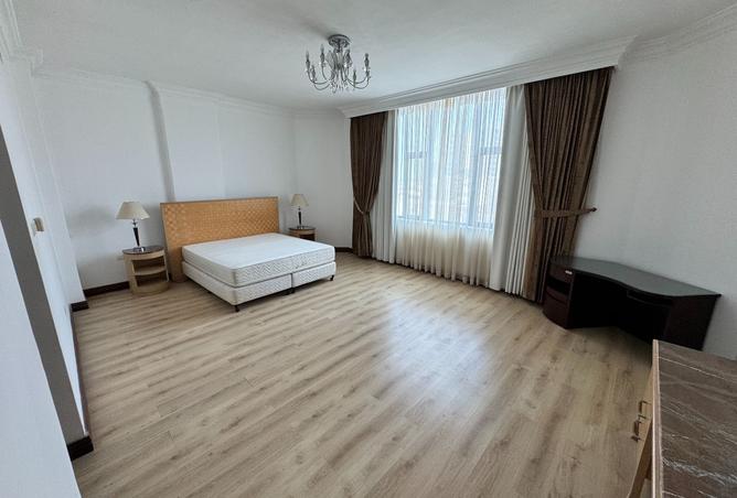 56921129 - Property Image 3
