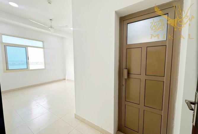 980909 - Property Image 2