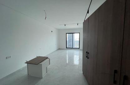 Apartment - 1 Bedroom - 2 Bathrooms for rent in Nuwaidrat - Central Governorate
