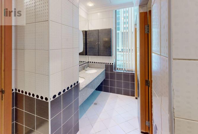 55803063 - Property Image 3