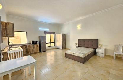 Apartment - Studio - 1 Bathroom for rent in Janabiya - Northern Governorate