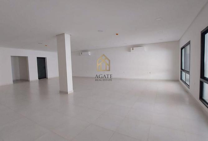 54828849 - صورة العقار 2