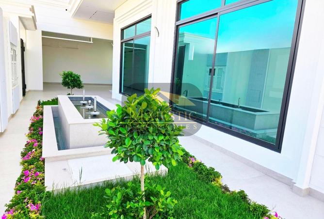 52381899 - Property Image 2