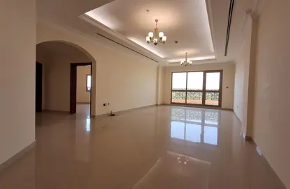 Apartment - 2 Bedrooms - 3 Bathrooms for rent in Manama - Capital Governorate Apartment - 2 Bedrooms - 3 Bathrooms for rent in Manama - Capital Governorate