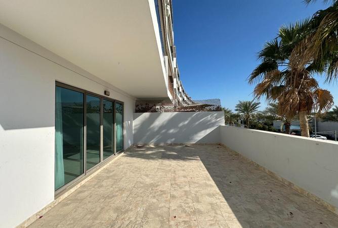 984341 - Property Image 2