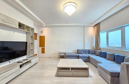 Apartment - 1 Bedroom - 2 Bathrooms for rent in Sanabis - Manama - Capital Governorate