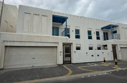 فيلا - 4 غرف نوم - 3 حمامات للبيع في ديار المحرق - المحرق