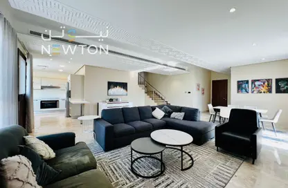 Villa - 4 Bedrooms - 3 Bathrooms for rent in Marassi Al Bahrain - Diyar Al Muharraq - Muharraq Governorate
